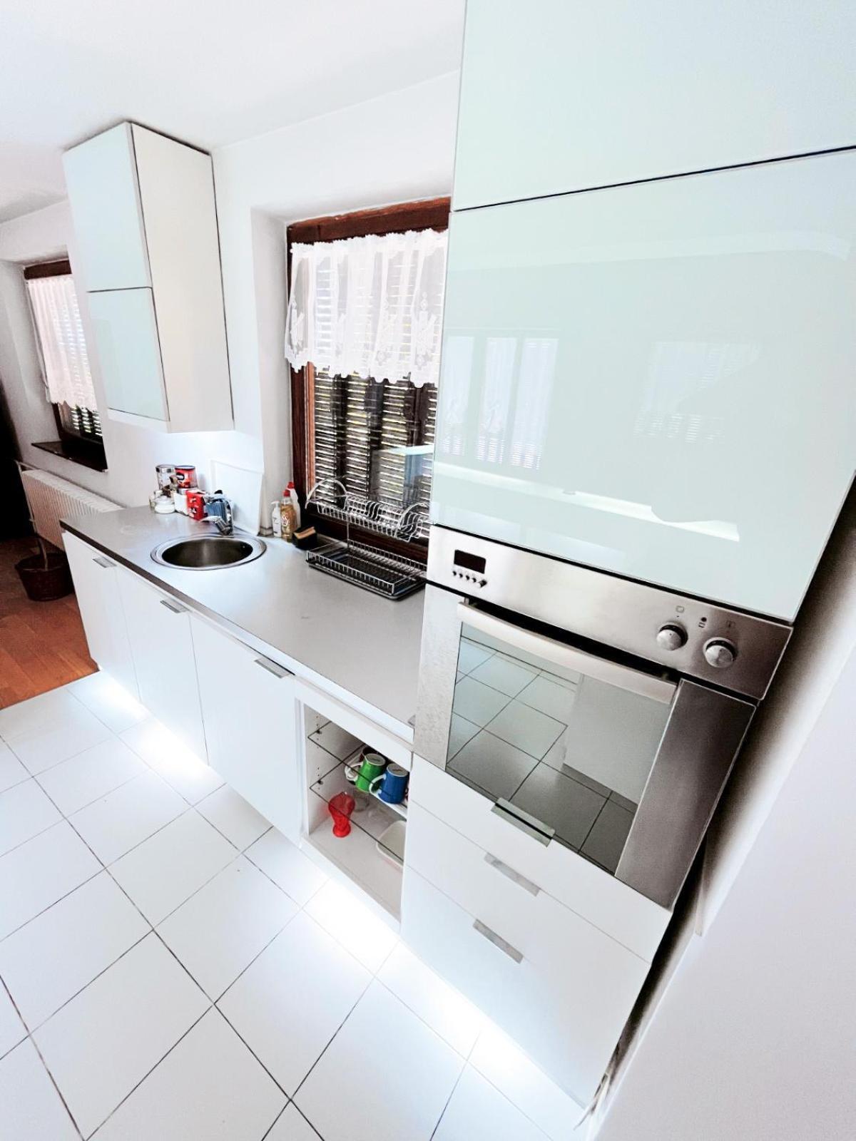 Avala Apartament *